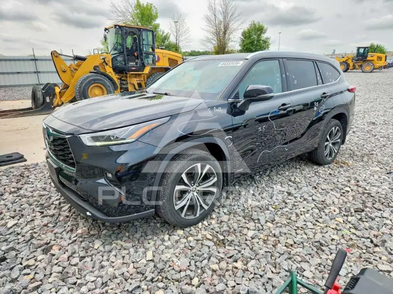 2023 Toyota Highlander фото