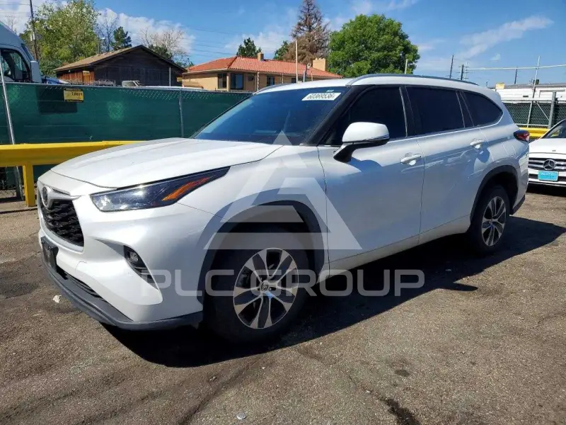 2023 Toyota Highlander фото