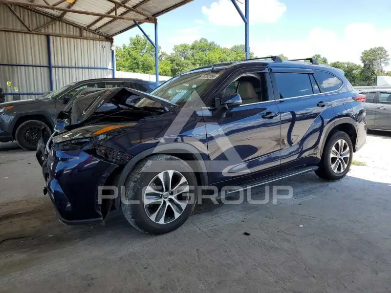 2023 Toyota Highlander фото
