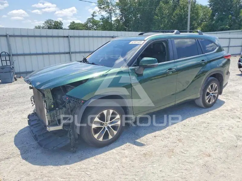 2023 Toyota Highlander photo