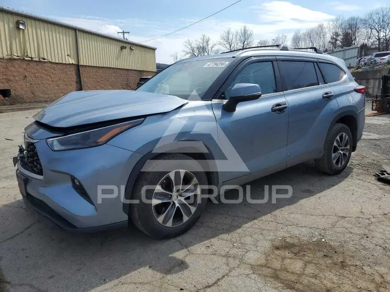 2023 Toyota Highlander фото