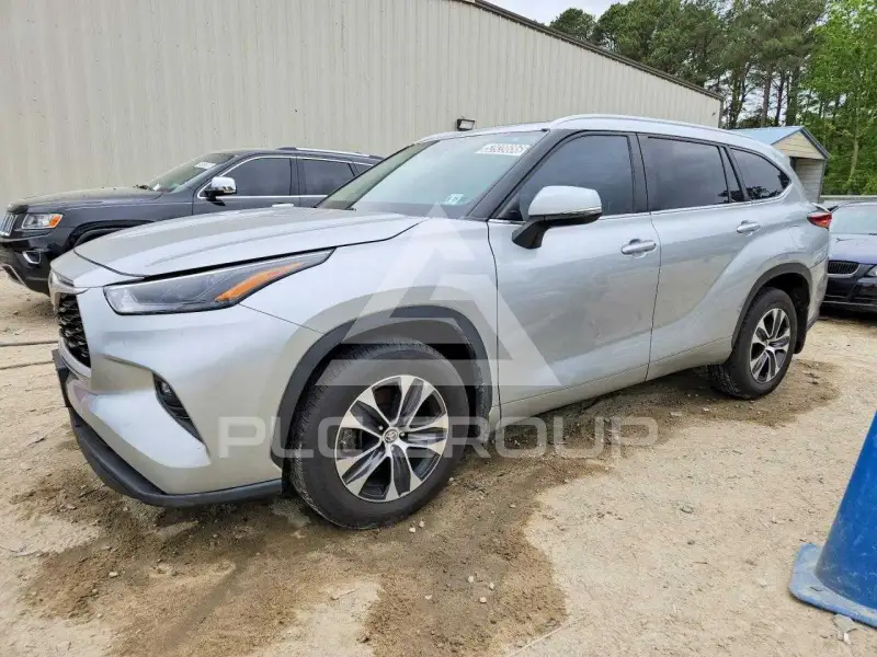 2023 Toyota Highlander фото