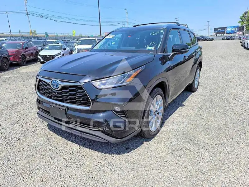 2023 Toyota Highlander photo