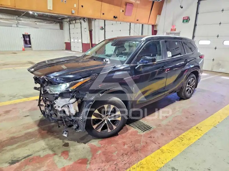 2023 Toyota Highlander фото