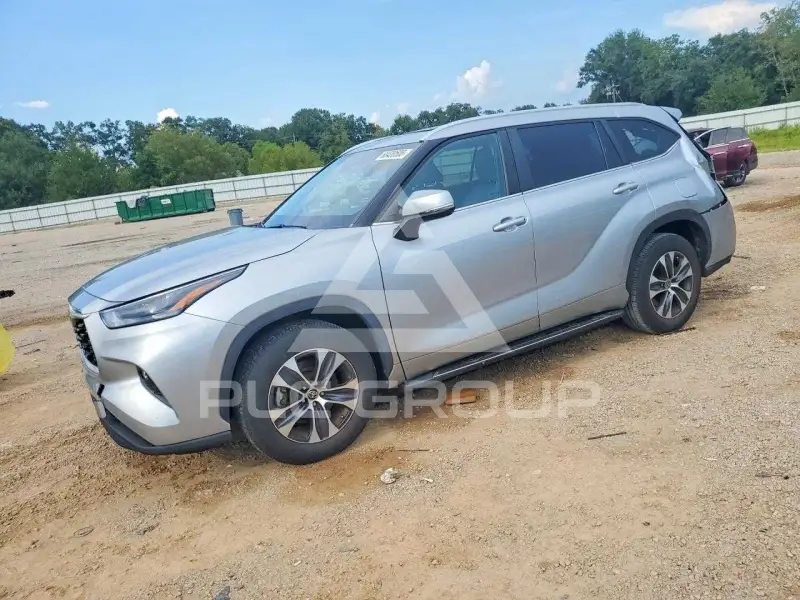 2023 Toyota Highlander фото