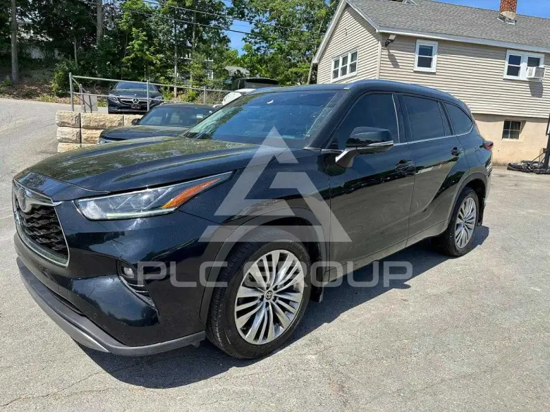 2023 Toyota Highlander фото