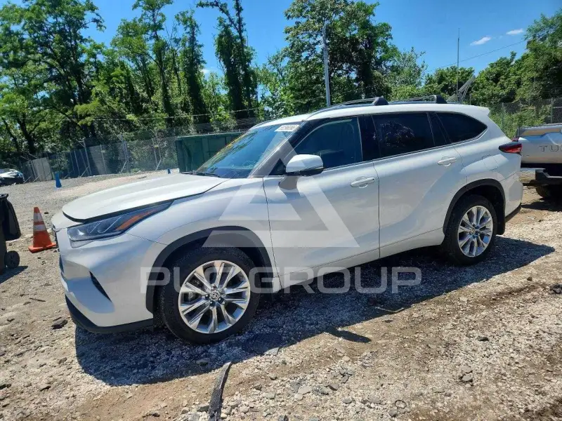 2023 Toyota Highlander фото