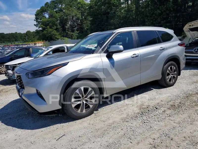 2023 Toyota Highlander фото