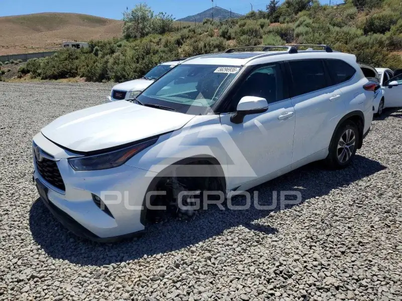 2023 Toyota Highlander photo