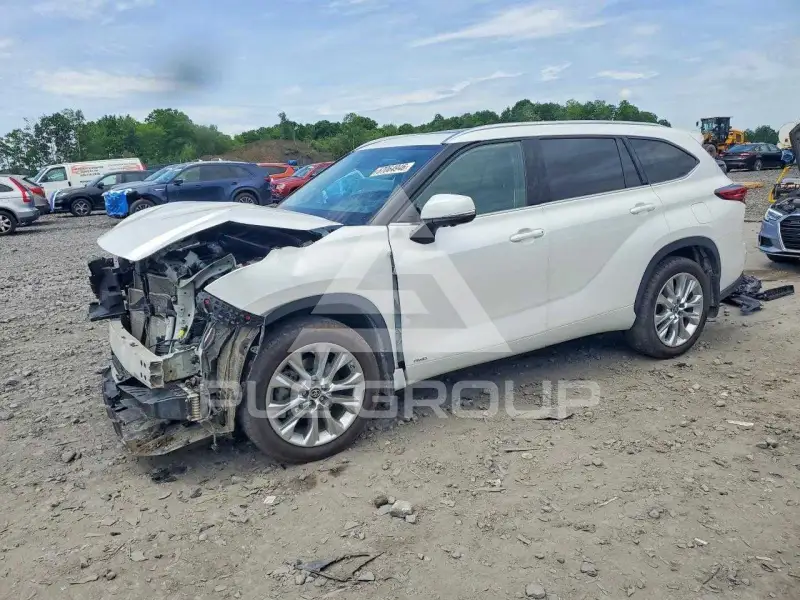 2023 Toyota Highlander фото