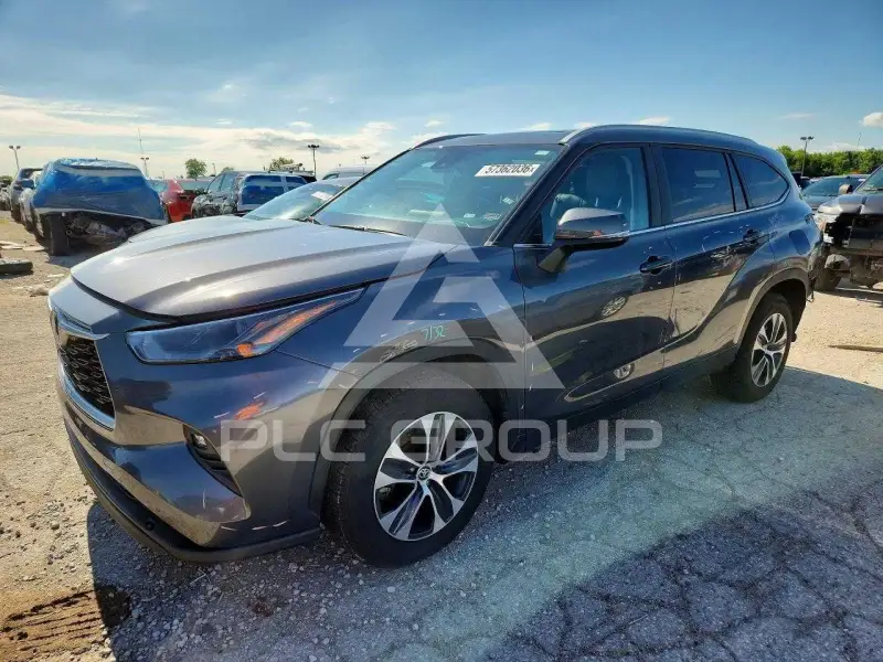 2023 Toyota Highlander фото