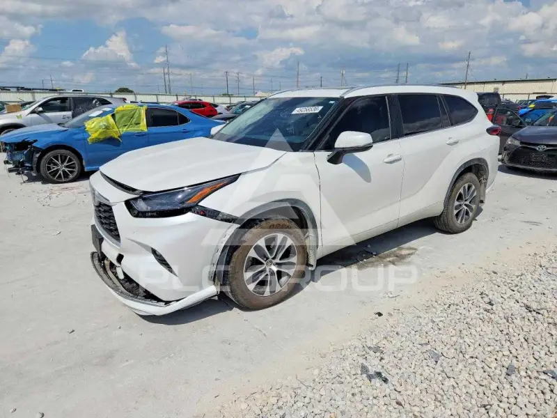 2023 Toyota Highlander фото
