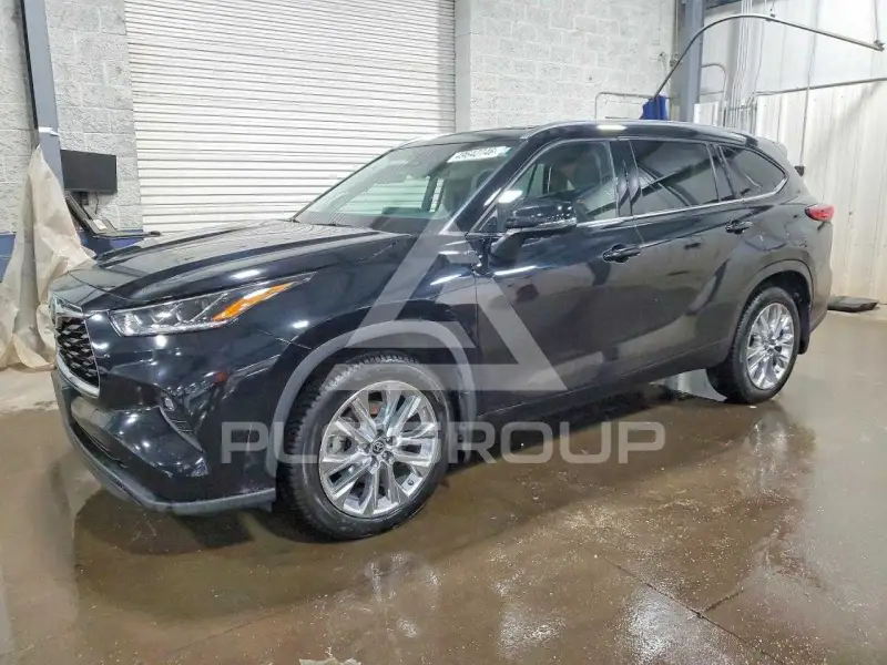 2023 Toyota Highlander фото