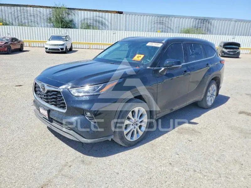 2023 Toyota Highlander фото