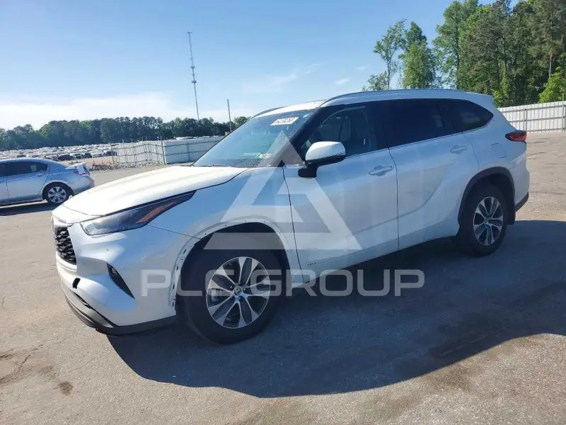 2023 Toyota Highlander фото