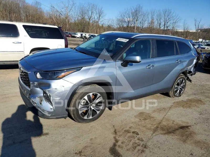 2023 Toyota Highlander фото
