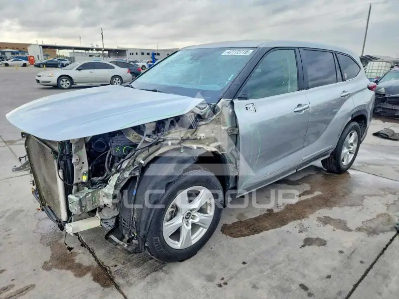 2023 Toyota Highlander photo