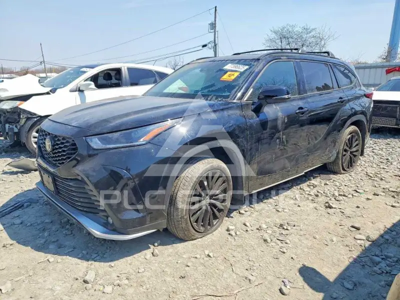 2023 Toyota Highlander фото