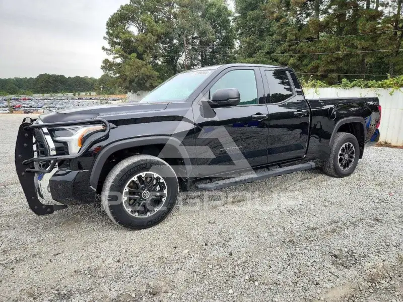 2023 Toyota TUNDRA photo