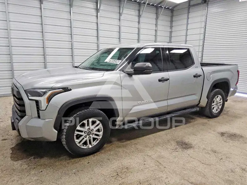2023 Toyota TUNDRA photo