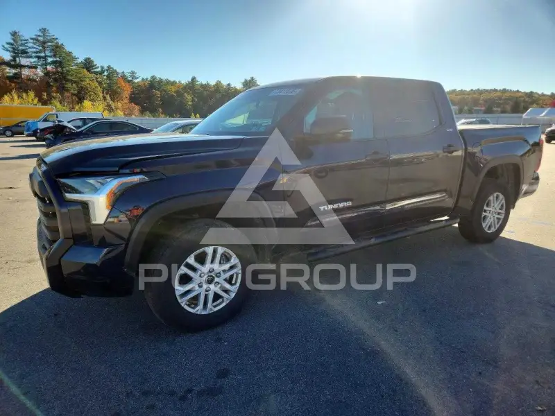 2023 Toyota TUNDRA фото