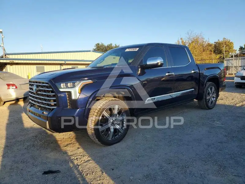 2023 Toyota TUNDRA фото