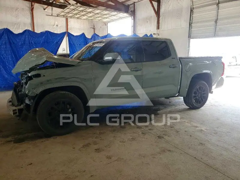 2023 Toyota TUNDRA фото