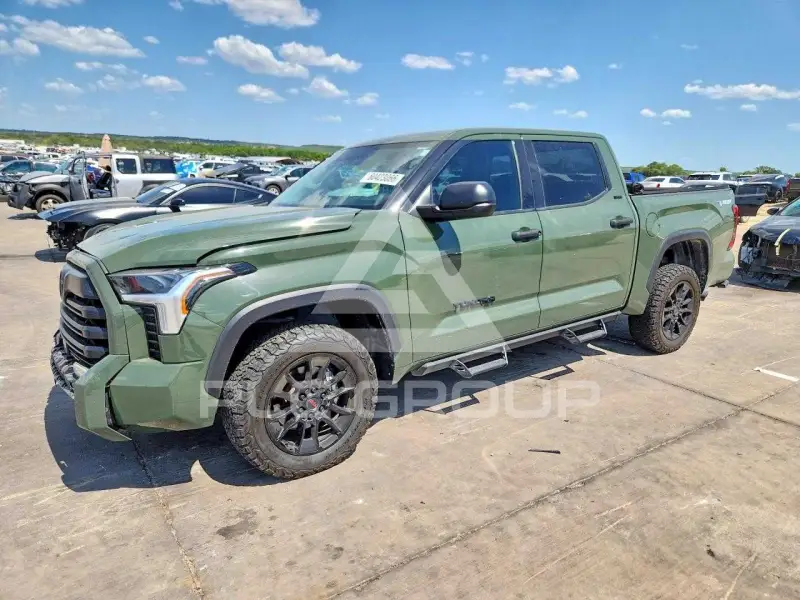 2023 Toyota TUNDRA фото
