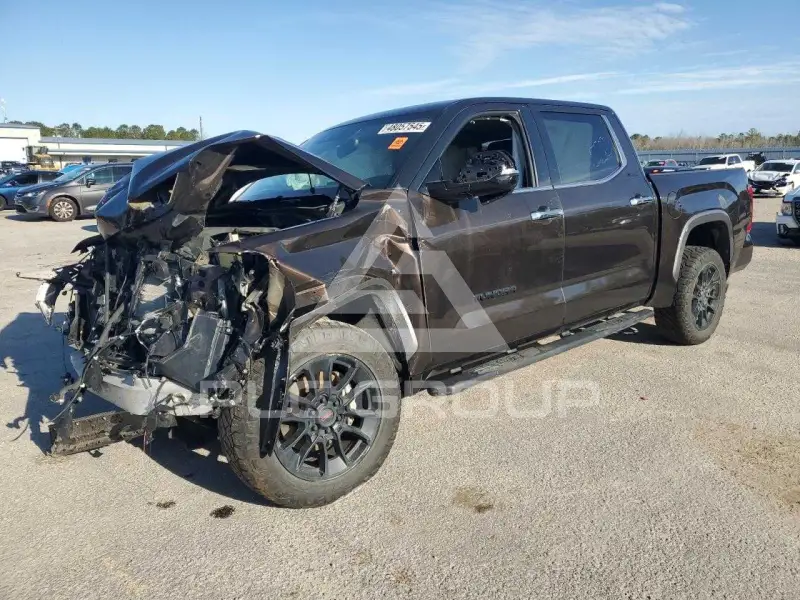 2023 Toyota TUNDRA фото