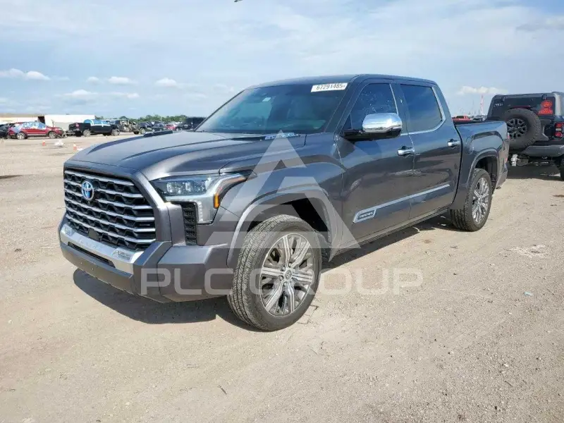 2023 Toyota TUNDRA фото