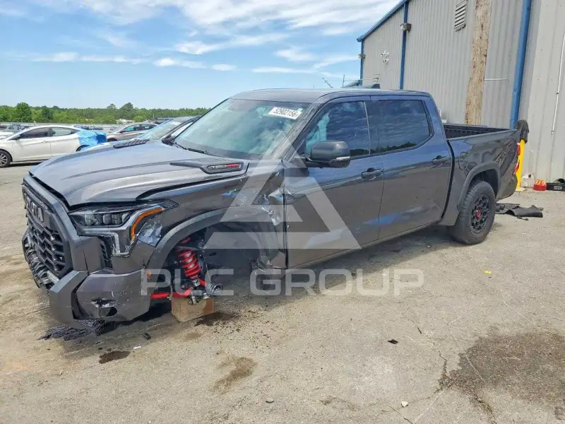 2023 Toyota TUNDRA фото