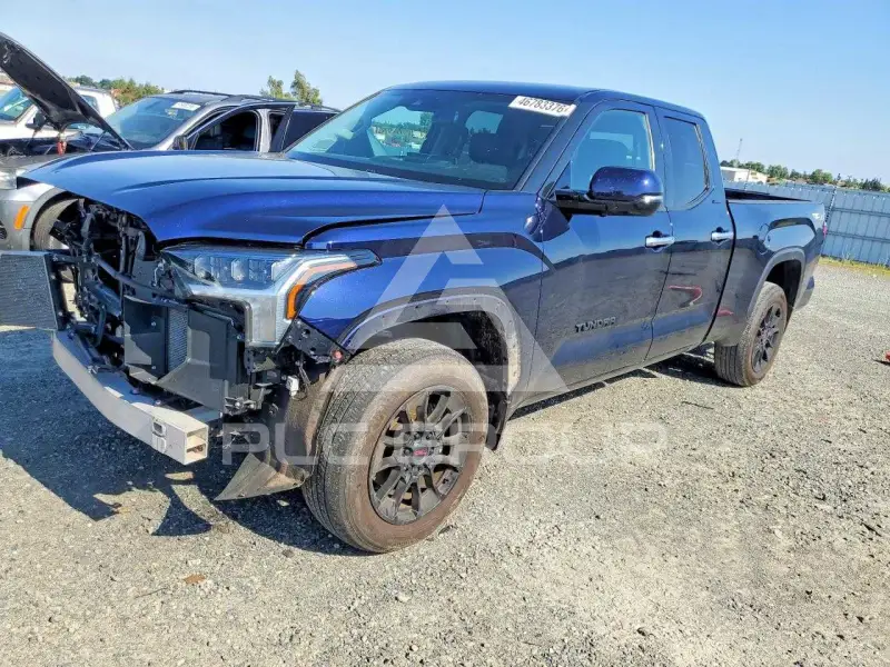 2023 Toyota TUNDRA фото