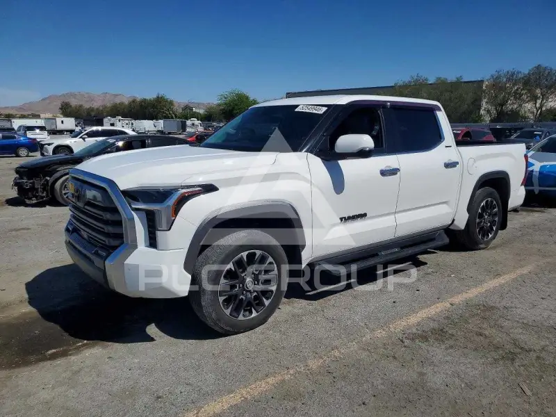 2023 Toyota TUNDRA фото