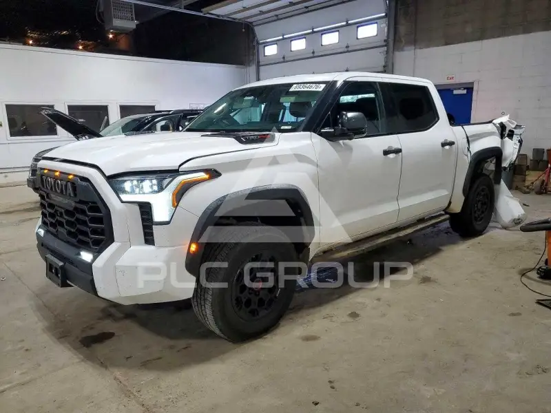 2023 Toyota TUNDRA фото