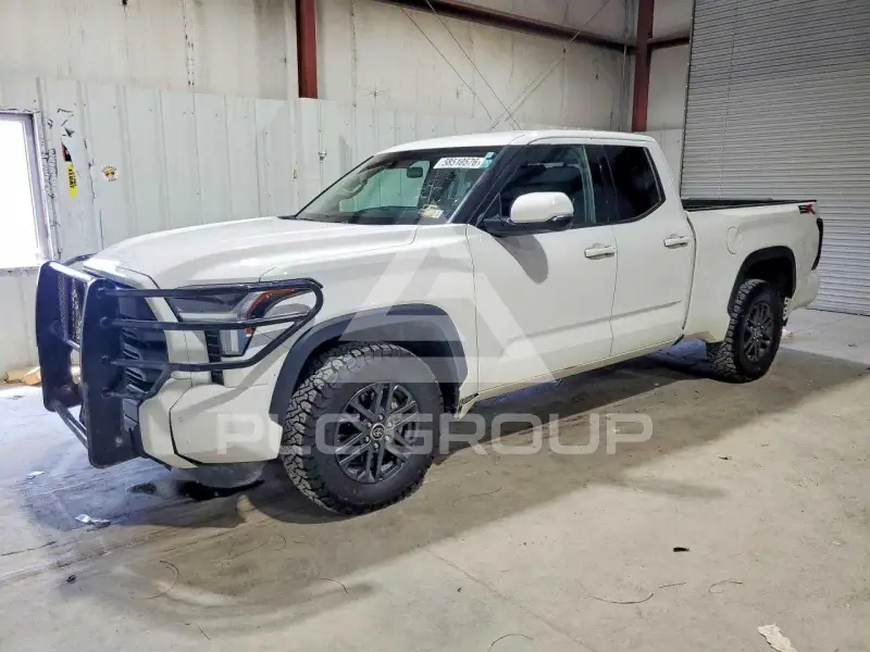 2023 Toyota TUNDRA фото