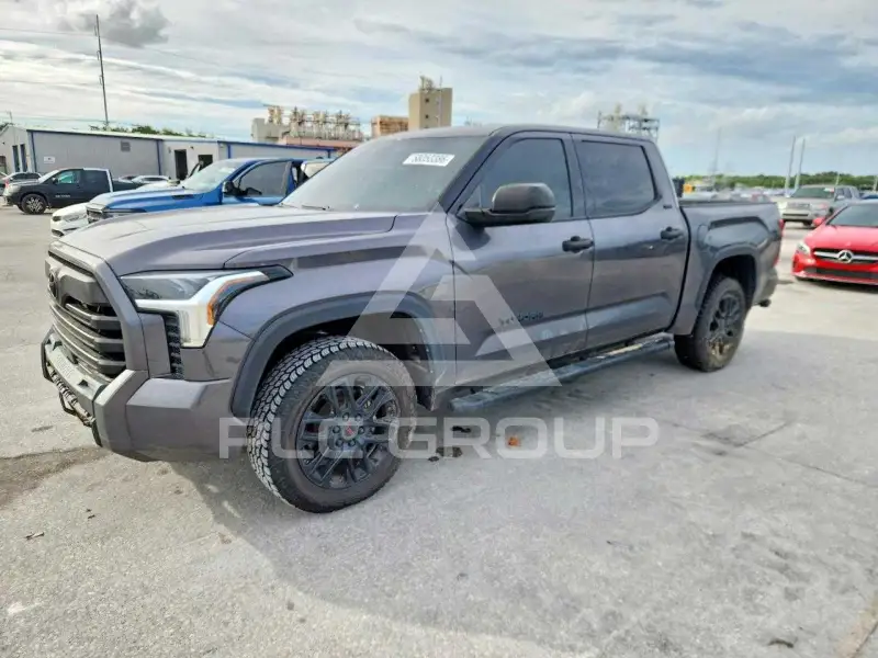 2023 Toyota TUNDRA фото