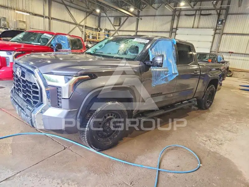 2023 Toyota TUNDRA фото