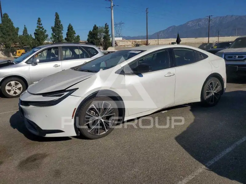 2023 Toyota PRIUS фото