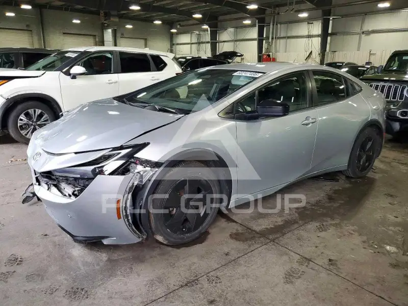 2023 Toyota PRIUS фото