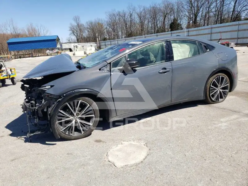 2023 Toyota PRIUS фото