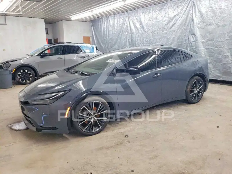 2023 Toyota PRIUS фото