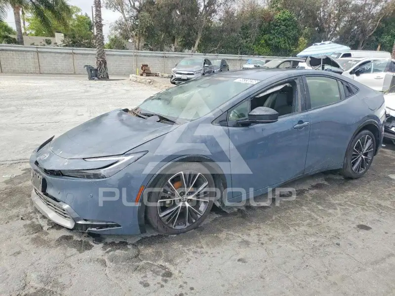 2023 Toyota PRIUS фото