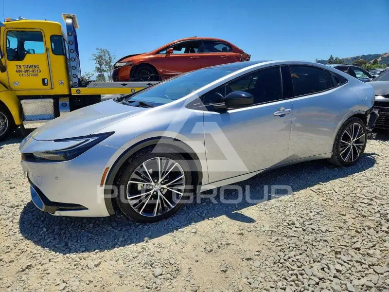 2023 Toyota PRIUS фото