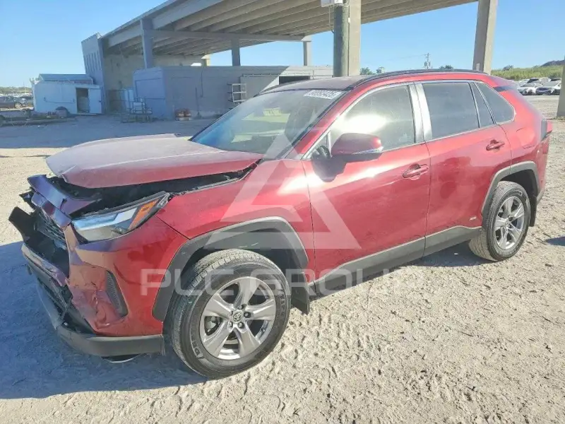 2023 Toyota RAV4 фото