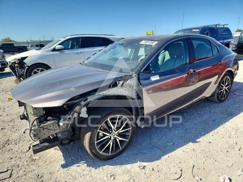 2023 Toyota CAMRY фото