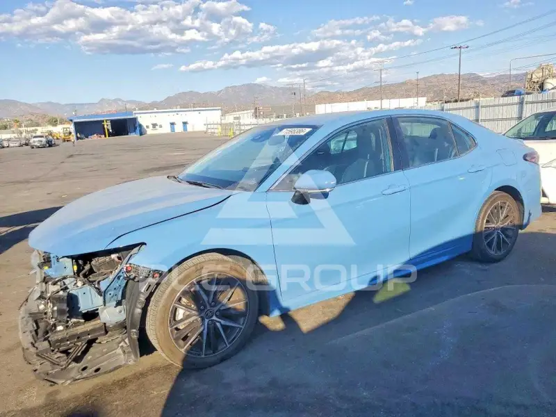 2023 Toyota CAMRY фото