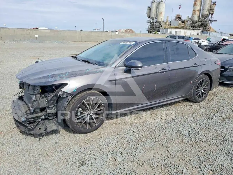 2023 Toyota CAMRY фото