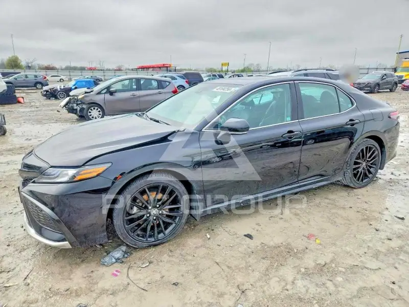2023 Toyota CAMRY фото