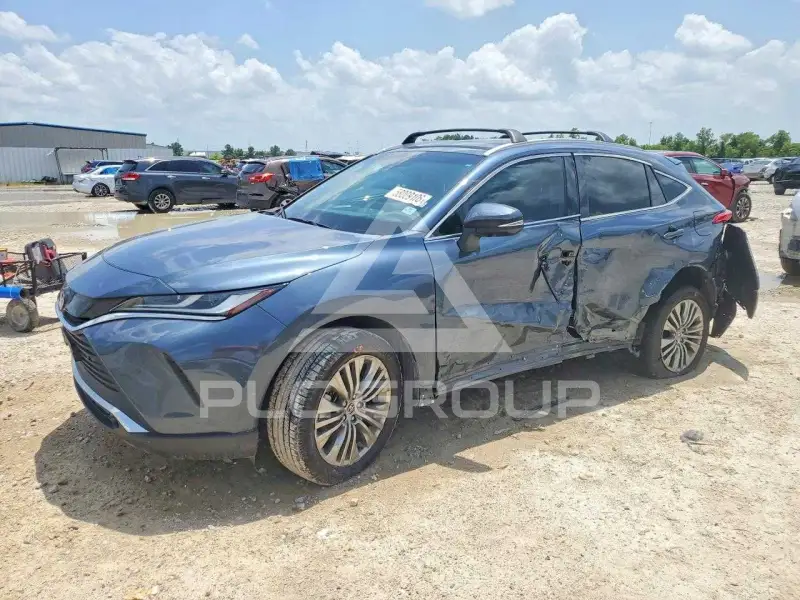 2023 Toyota VENZA photo