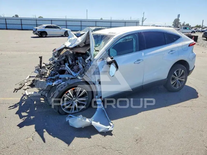 2023 Toyota VENZA photo